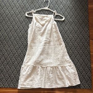 White Sleeveless Dress